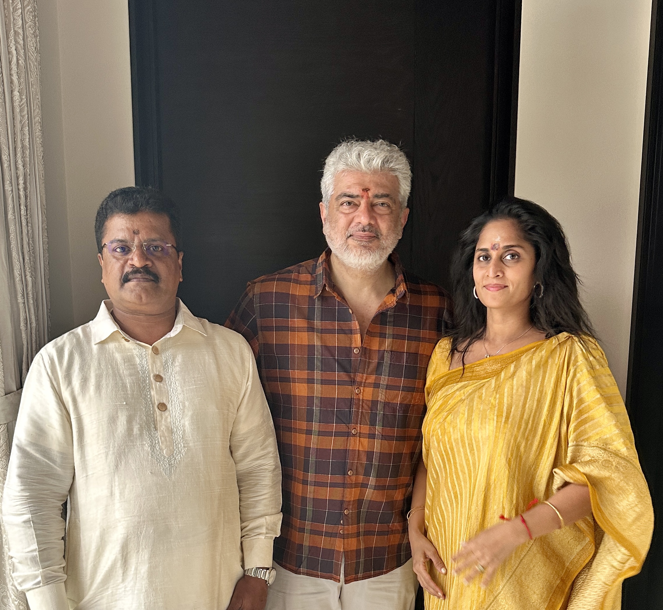 Vedic Astrologer E.K. Dhilip Kumar with Actor Ajith
